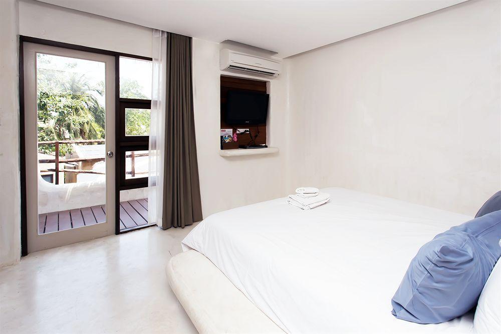 Hutcha Resort Mae Nam Bagian luar foto