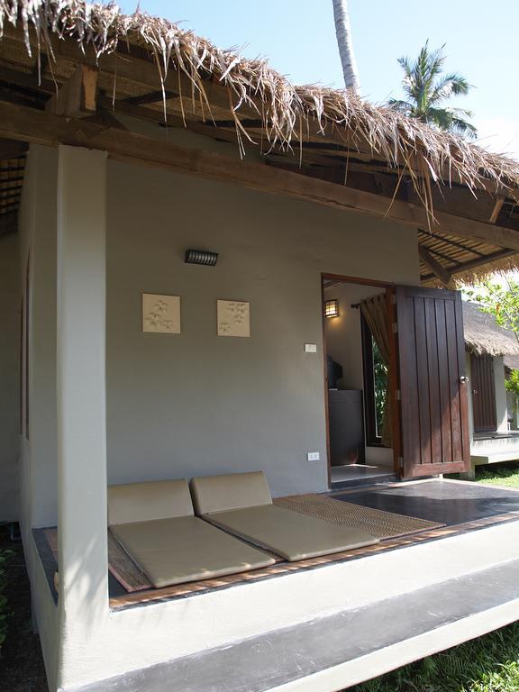 Hutcha Resort Mae Nam Bagian luar foto