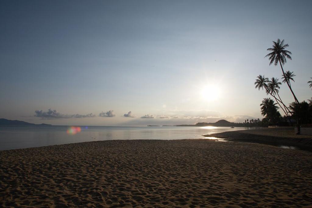 Hutcha Resort Mae Nam Bagian luar foto
