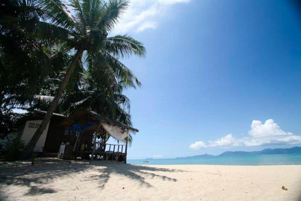 Hutcha Resort Mae Nam Bagian luar foto